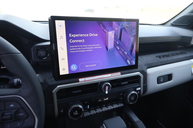 Toyota Tacoma 4WD Vehicle Image 15