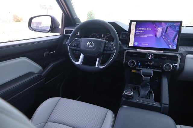 Toyota Tacoma 4WD Vehicle Image 22