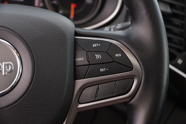 Jeep Cherokee Vehicle Image 10