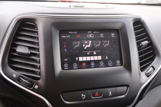 Jeep Cherokee Vehicle Image 14