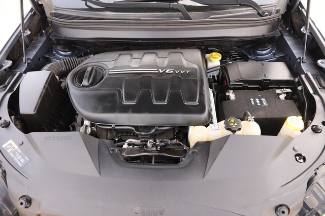 Jeep Cherokee Vehicle Image 25