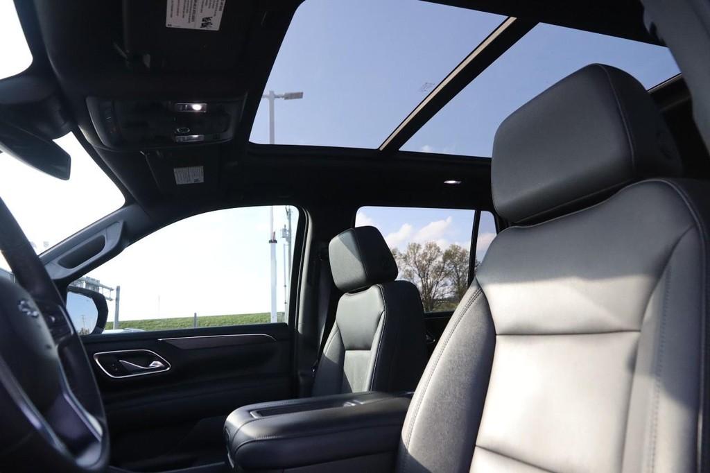 Chevrolet Tahoe Vehicle Full-screen Gallery Image 10