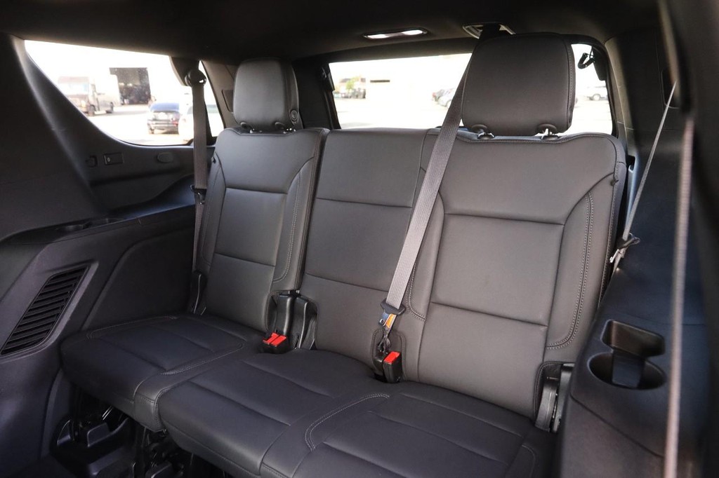 Chevrolet Tahoe Vehicle Full-screen Gallery Image 13