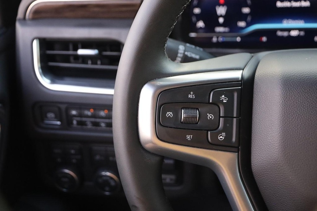 Chevrolet Tahoe Vehicle Full-screen Gallery Image 15