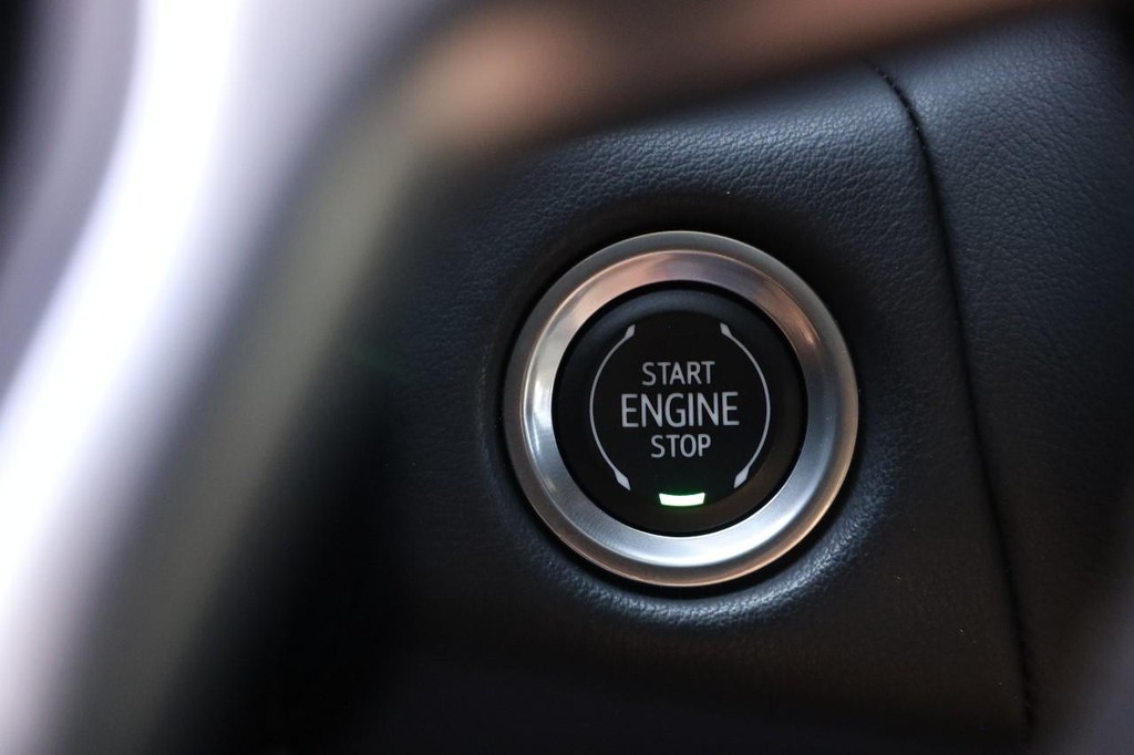 Chevrolet Tahoe Vehicle Full-screen Gallery Image 18