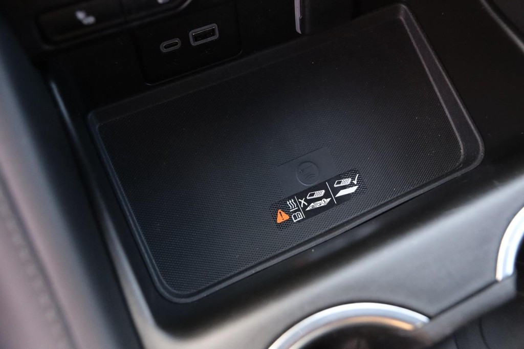 Chevrolet Tahoe Vehicle Full-screen Gallery Image 23