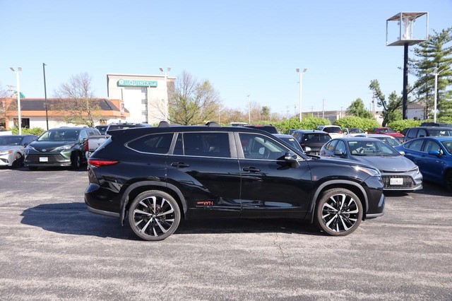 Toyota Highlander Vehicle Image 05