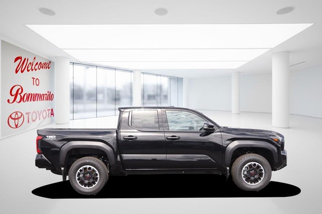 Toyota Tacoma 4WD Vehicle Image 05