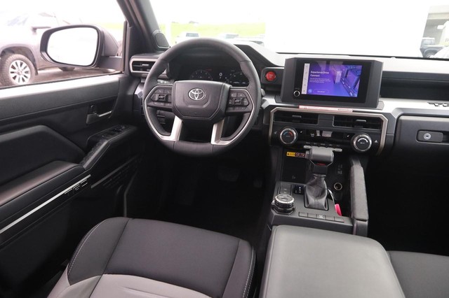 Toyota Tacoma 4WD Vehicle Image 22