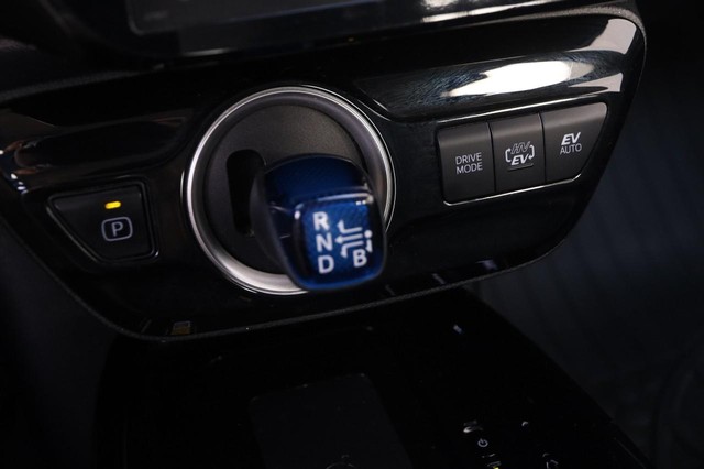 Toyota Prius Prime Vehicle Image 16