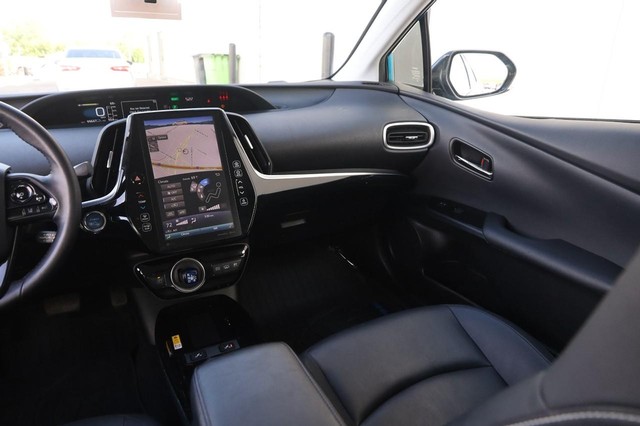 Toyota Prius Prime Vehicle Image 24