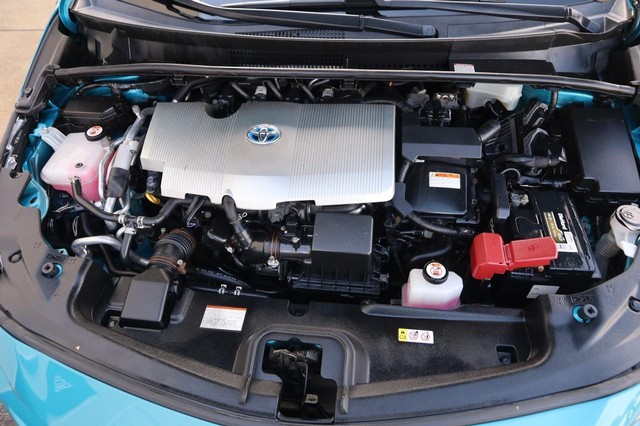 Toyota Prius Prime Vehicle Image 26