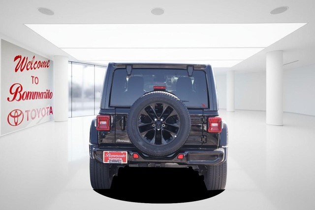 Jeep Wrangler Vehicle Image 06