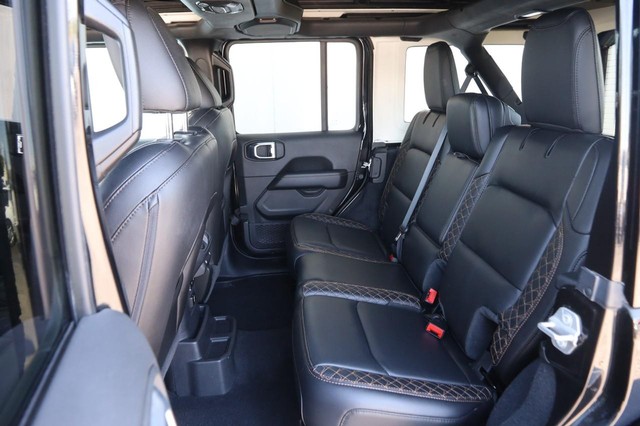 Jeep Wrangler Vehicle Image 09