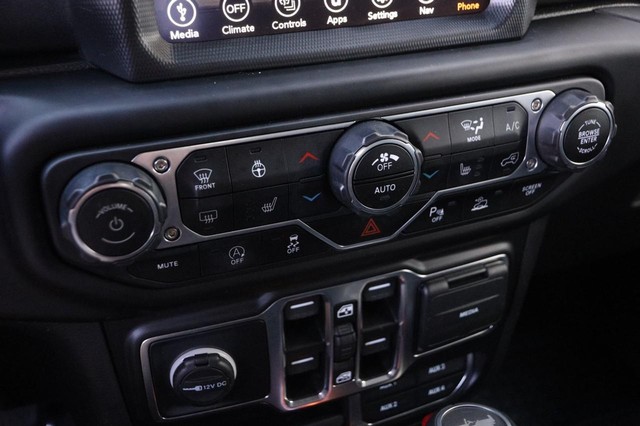 Jeep Wrangler Vehicle Image 18