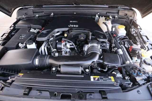 Jeep Wrangler Vehicle Image 27