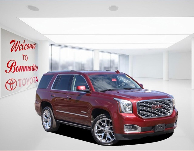 GMC Yukon Vehicle Image 02