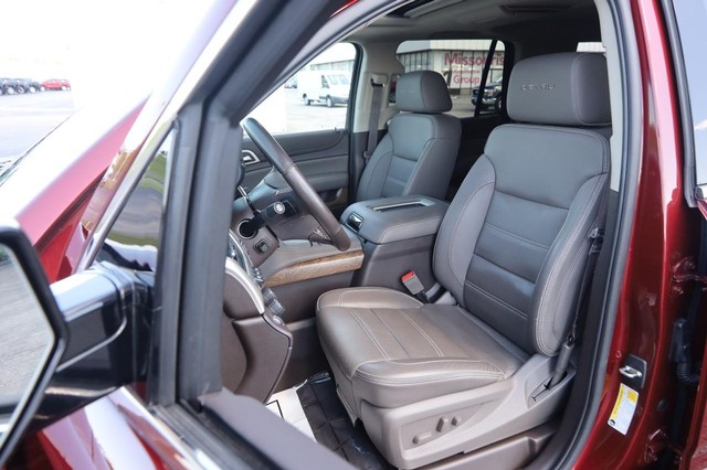 GMC Yukon Vehicle Image 11