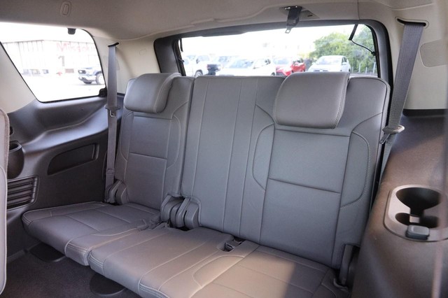 GMC Yukon Vehicle Image 13