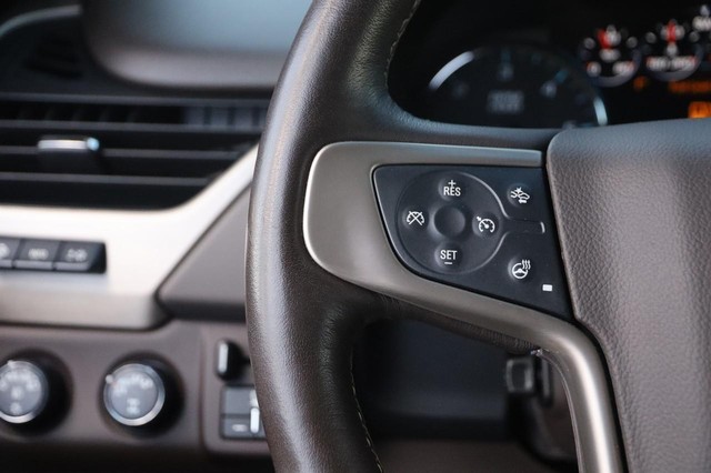 GMC Yukon Vehicle Image 15