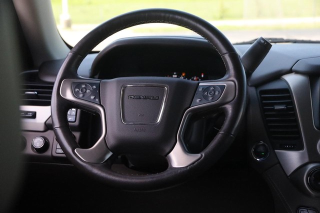 GMC Yukon Vehicle Image 28