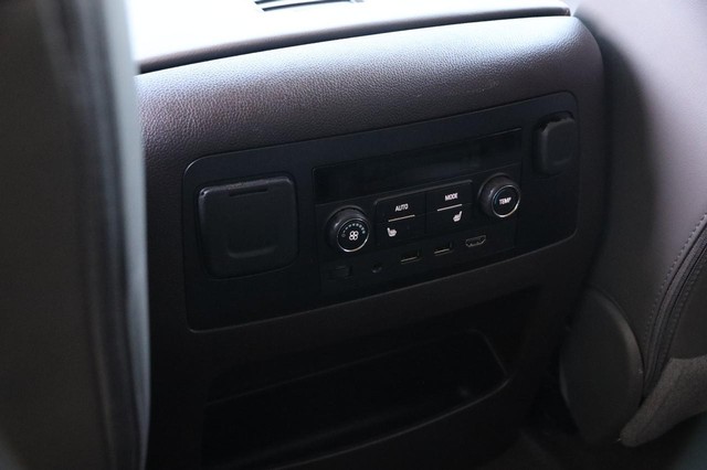 GMC Yukon Vehicle Image 31