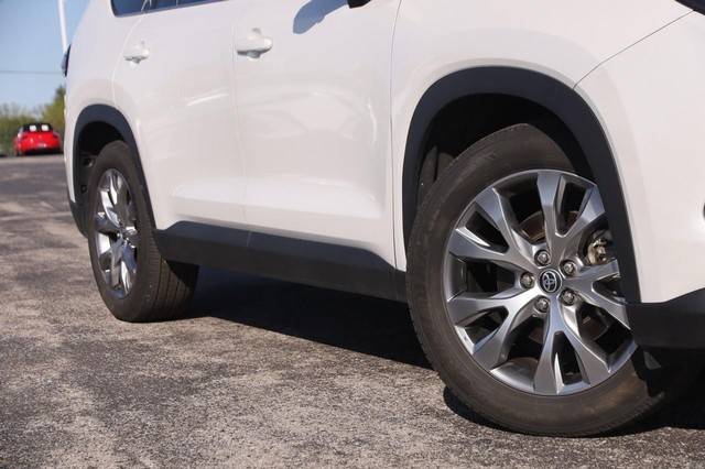 Toyota Grand Highlander Vehicle Image 03