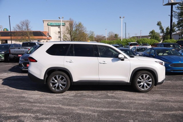 Toyota Grand Highlander Vehicle Image 05