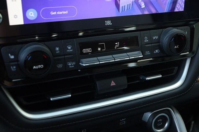 Toyota Grand Highlander Vehicle Image 21