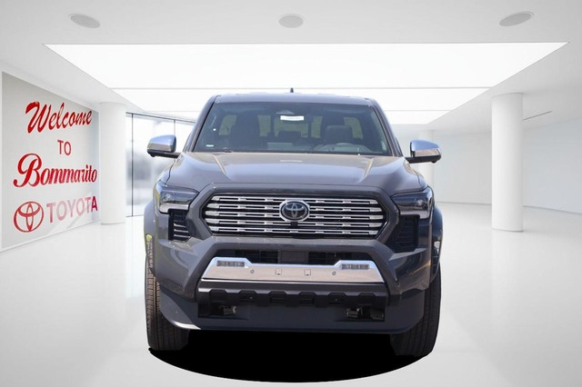 Toyota Tacoma 4WD Vehicle Image 04