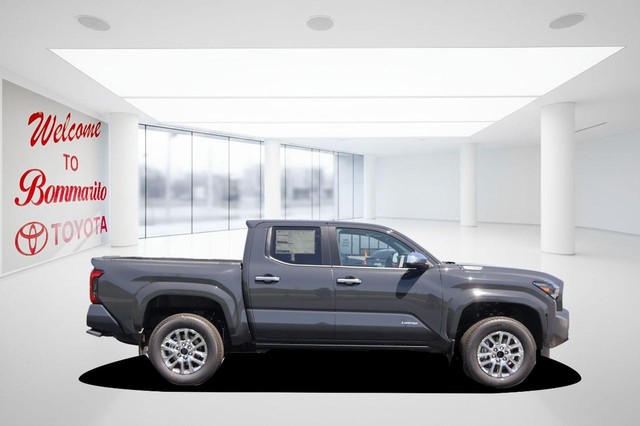 Toyota Tacoma 4WD Vehicle Image 05