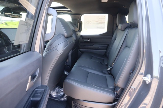 Toyota Tacoma 4WD Vehicle Image 10