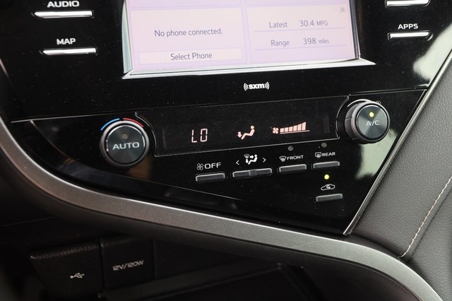 Toyota Camry Vehicle Image 16