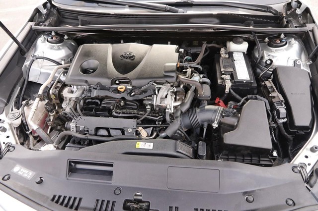 Toyota Camry Vehicle Image 25