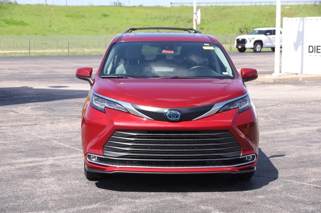 Toyota Sienna Vehicle Image 04