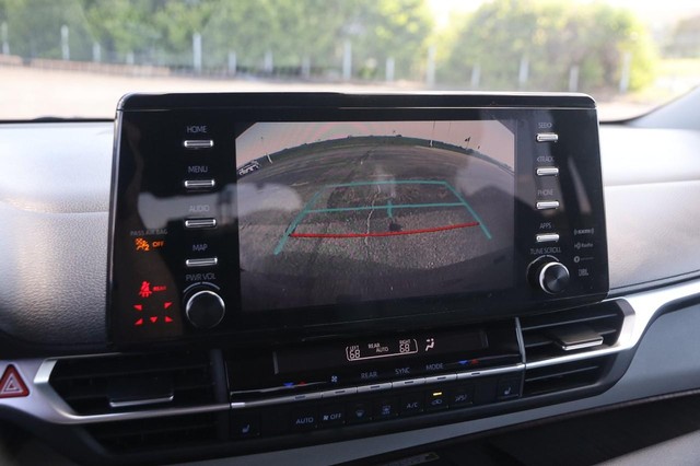 Toyota Sienna Vehicle Image 18