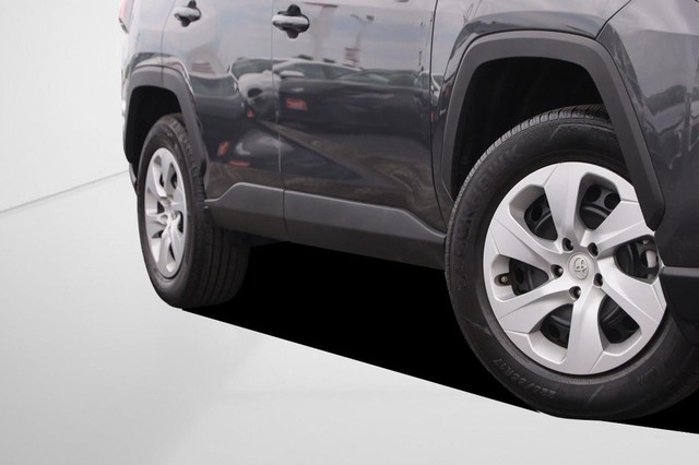 Toyota RAV4 Vehicle Image 03