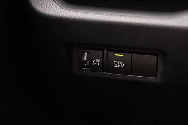 Toyota RAV4 Vehicle Image 18