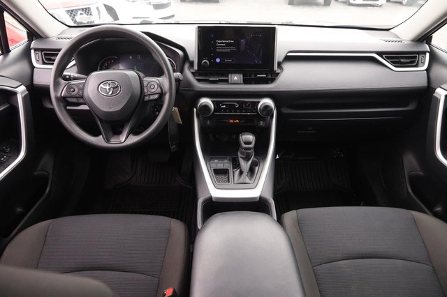 Toyota RAV4 Vehicle Image 19