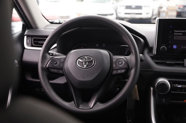 Toyota RAV4 Vehicle Image 21