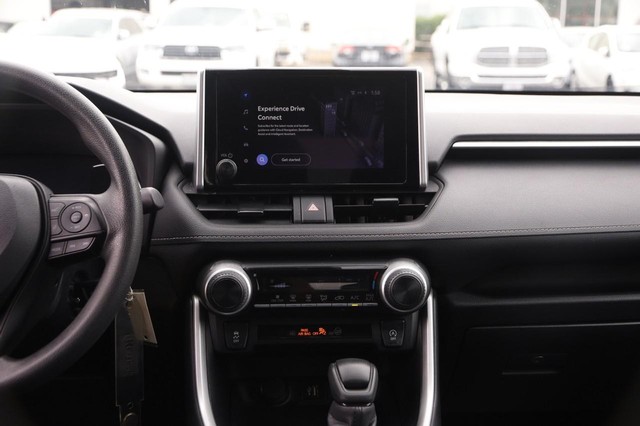 Toyota RAV4 Vehicle Image 22