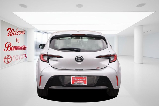 Toyota Corolla Hatchback Vehicle Image 06