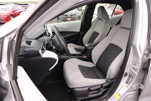 Toyota Corolla Hatchback Vehicle Image 08