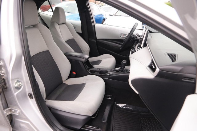 Toyota Corolla Hatchback Vehicle Image 25
