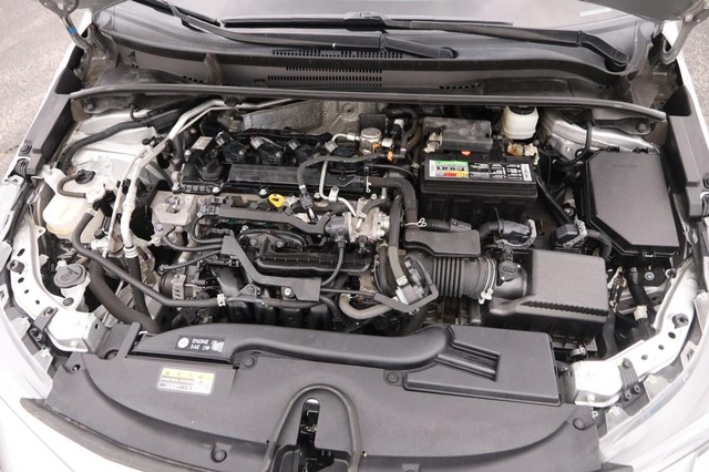 Toyota Corolla Hatchback Vehicle Image 26