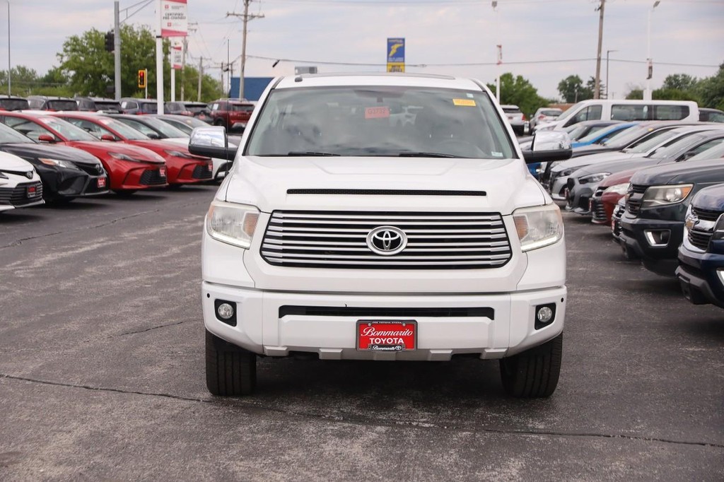 Toyota Tundra 4WD Truck Vehicle Full-screen Gallery Image 4