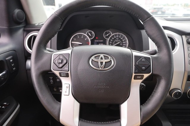 Toyota Tundra 4WD Truck Vehicle Image 10