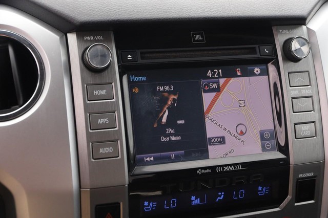 Toyota Tundra 4WD Truck Vehicle Image 16