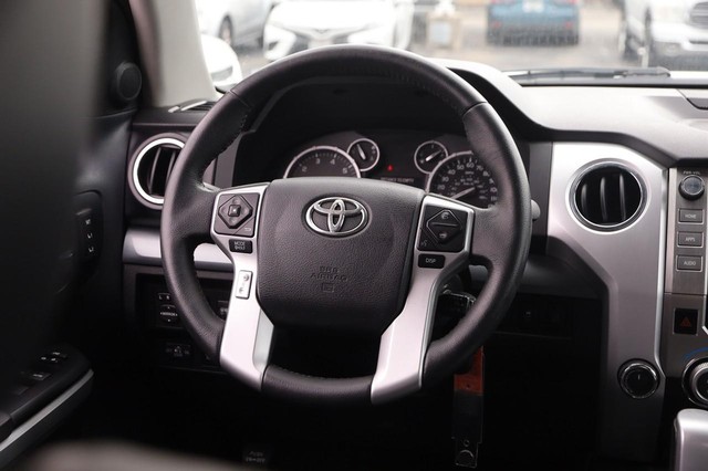 Toyota Tundra 4WD Truck Vehicle Image 23