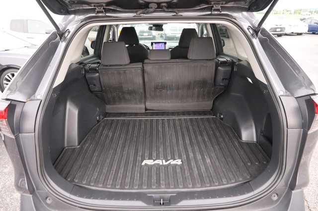 Toyota RAV4 Vehicle Image 07